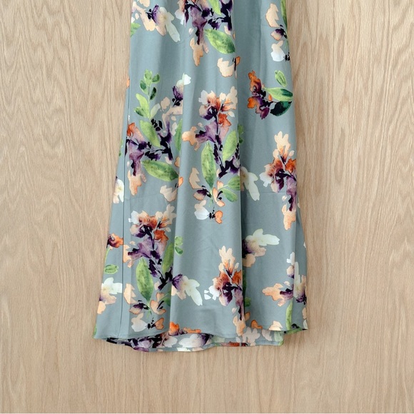 ASTR Sandrine Floral Halter Dress in Sage Orange Floral - Picture 8 of 16